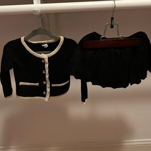 Baby Gap Sweater & Skirt Set Black & Gold 12-18 Months